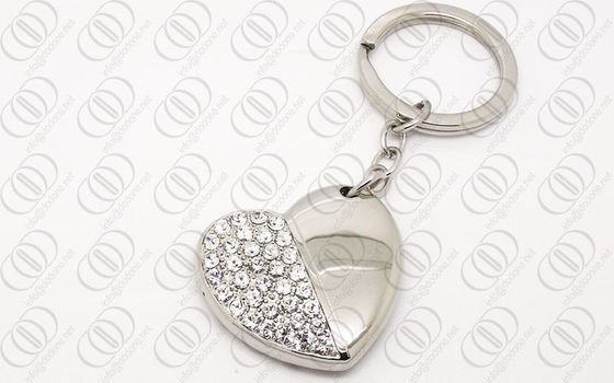Μορφή Keychain καρδιών ανοξείδωτου κοσμήματος με τα σαφή κρύσταλλα Swarovski