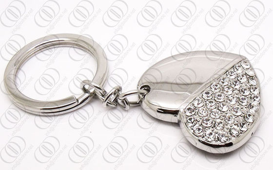 Μορφή Keychain καρδιών ανοξείδωτου κοσμήματος με τα σαφή κρύσταλλα Swarovski
