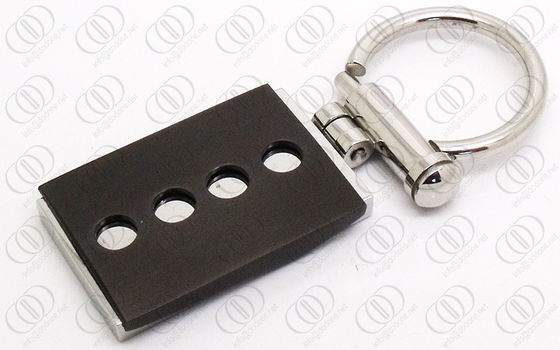 Ο τετραγωνικός Μαύρος Keychain ανοξείδωτου μόδας που καλύπτεται με τη βίδα ανοικτή και στενή
