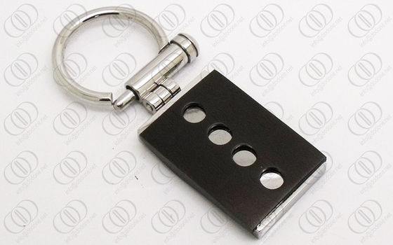 Ο τετραγωνικός Μαύρος Keychain ανοξείδωτου μόδας που καλύπτεται με τη βίδα ανοικτή και στενή