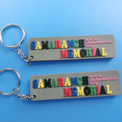 Το αλφάβητο διαμόρφωσε το μαλακό PVC Keychain για τη χάραξη λογότυπων φεστιβάλ